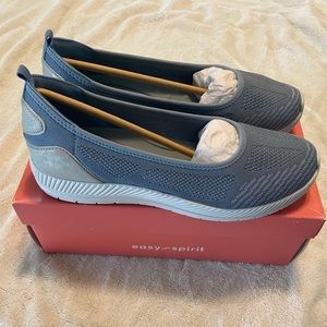 Easy Spirit Geinee Womens slip on Ballet flat walking shoes